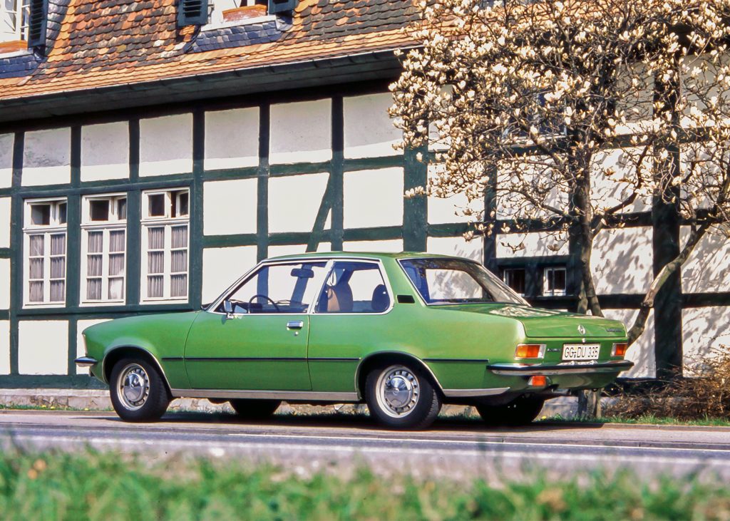 Opel Rekord D: 50 лет легендарной модели из Рюссельсхайма