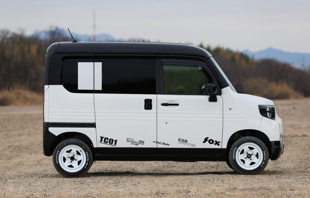 DAFUNDER — Honda N-Van с лицом Land Rover
